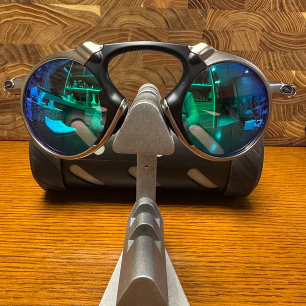 오클리 엑스메탈 매드맨 에메랄드