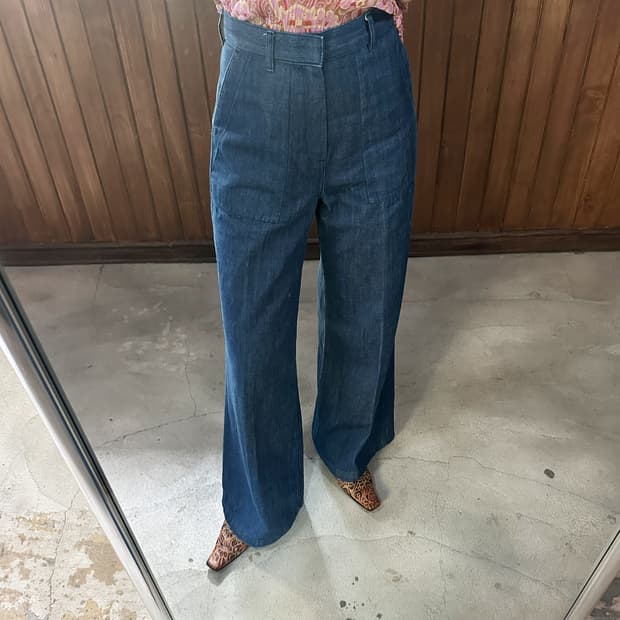 HYKE indigo denim flare pants