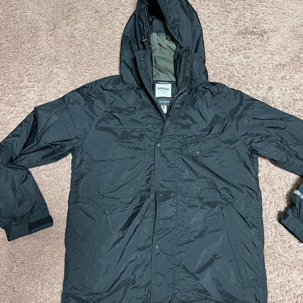 NANGA  윈드브레이커