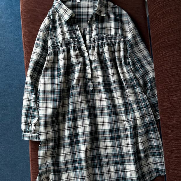 Light cotton high gauge design shirt