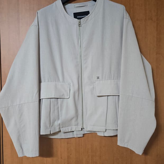 (새상품,흥정가능) 지오송지오 자켓 판매