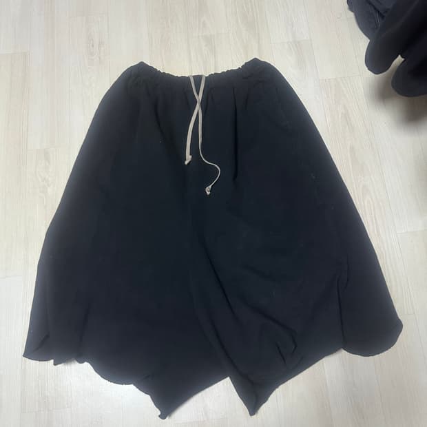 꼼데가르송 사루엘 와이드 컷팅 팬츠