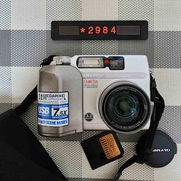 올림푸스 카메디아 C-3020 줌 디지털카메라 파우치포함