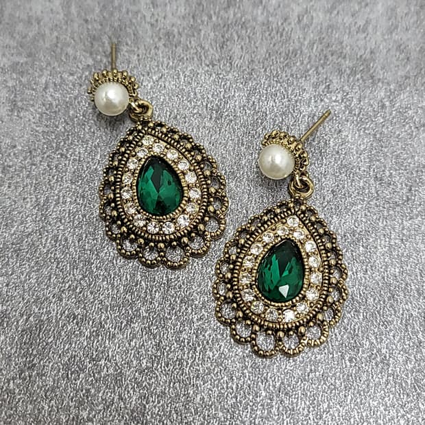 vintage earrings