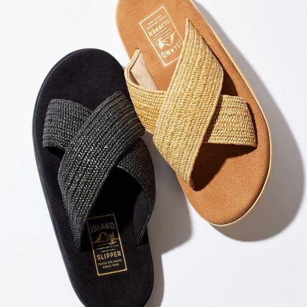 ISLAND SLIPPER 아일랜드 슬리퍼 - 사파리 콜라보 라피아 샌들