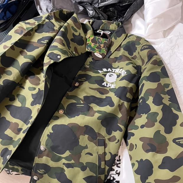 베이프 카모 코치 자켓