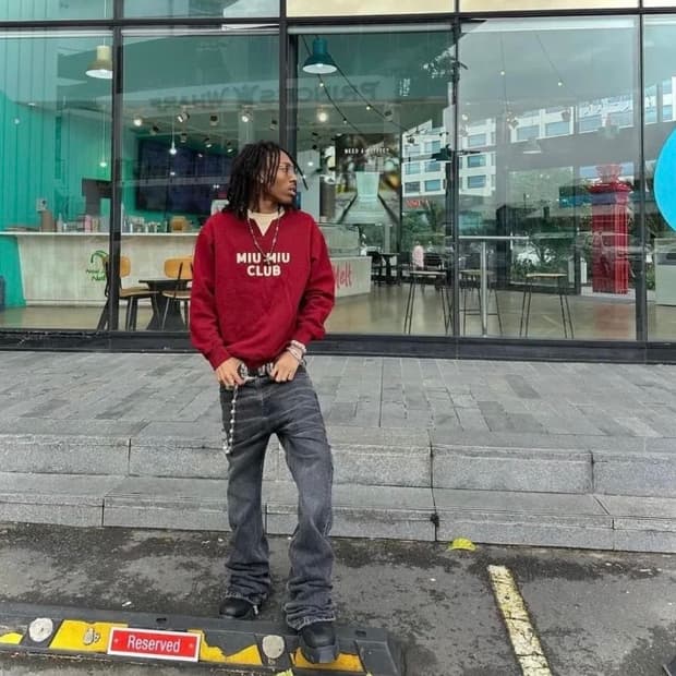 [ S ->XS ] 발렌시아가 22FW 로스트테잎 플레어진