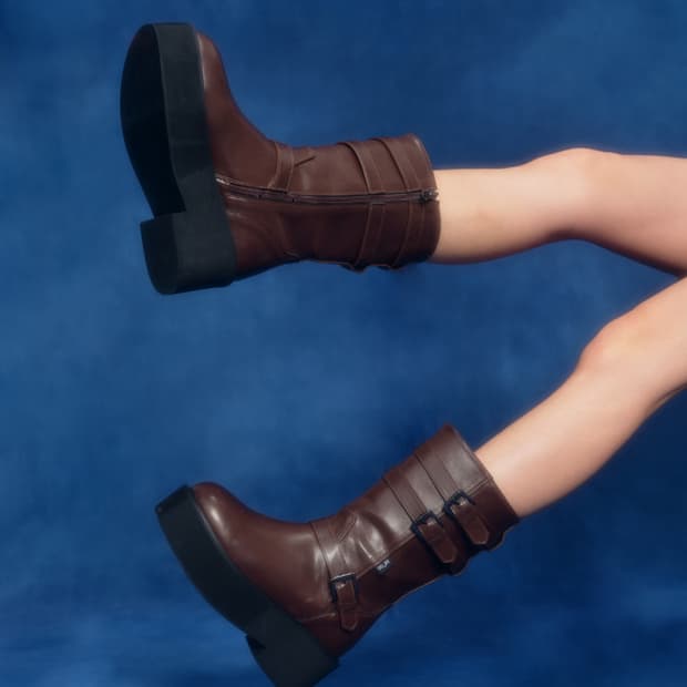 애즈온 마야 미디 버클 부츠