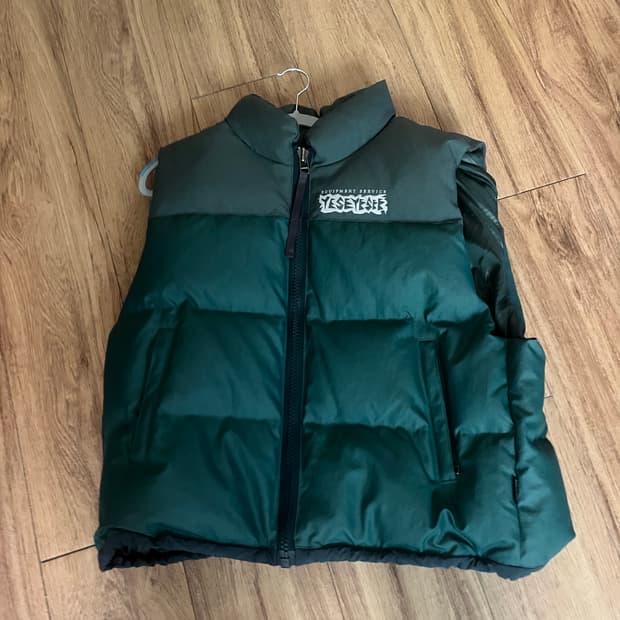 예스아이씨 패딩 조끼