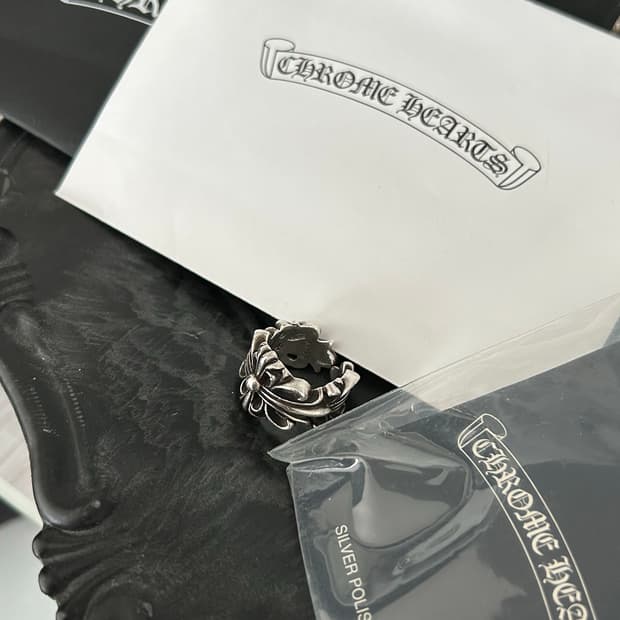 크롬하츠 플로랄링 