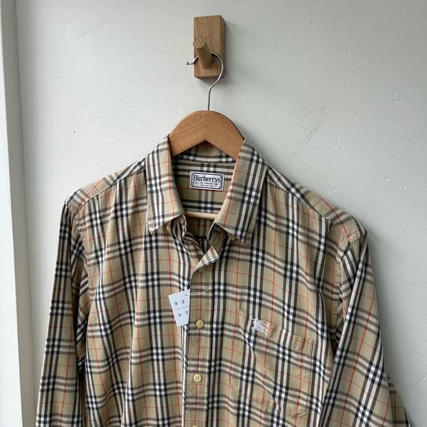 15980 - 버버리 노바 체크 셔츠