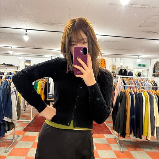 폴로 꽈베기 가디건