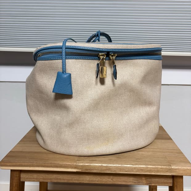 Hermes 블루진 vanity bag