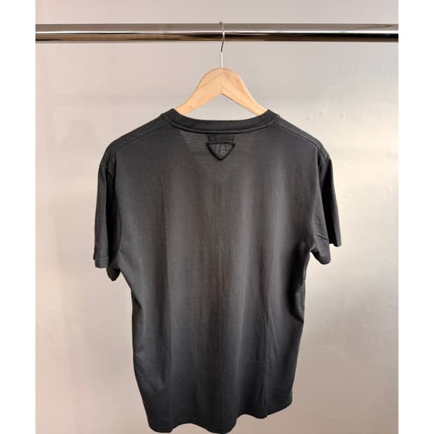 Triangle Back Logo T-shirt (Charcoal)