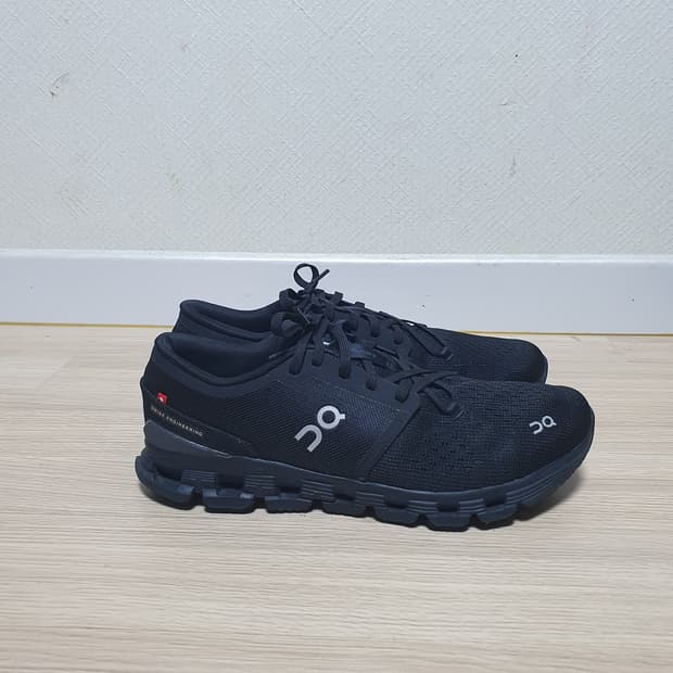 온러닝 클라우드 X 4 운동화 285