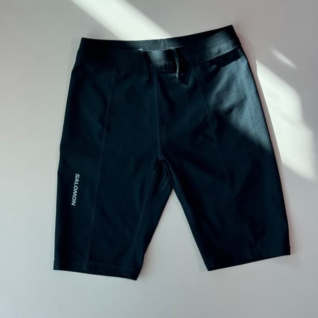 살로몬 러닝 에어로 써큘 하프 타이즈 L