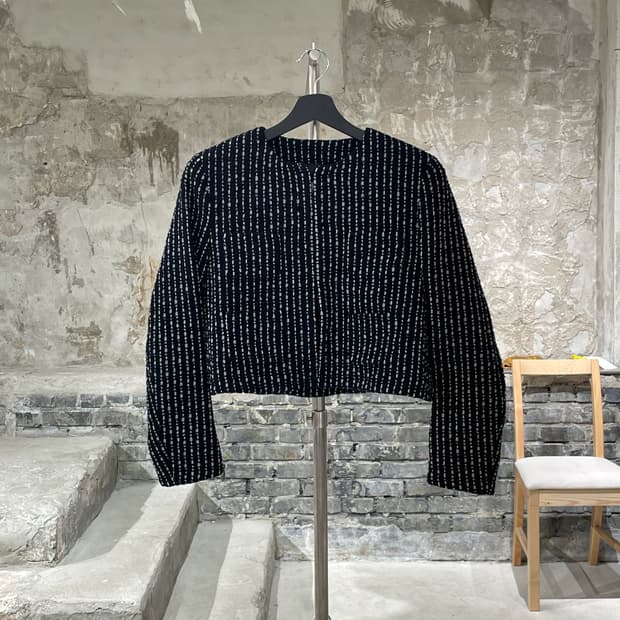 모스키노 블랙 도트 라인 트위드 크롭 자켓