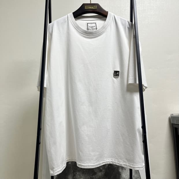 정품 48) 우영미 메탈로고 오버핏 반팔 티셔츠 100