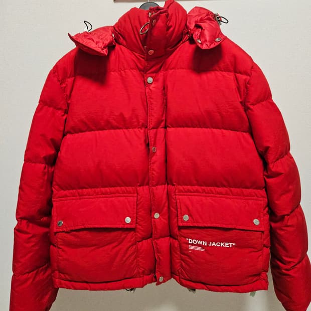 오프화이트 18FW 숏패딩 