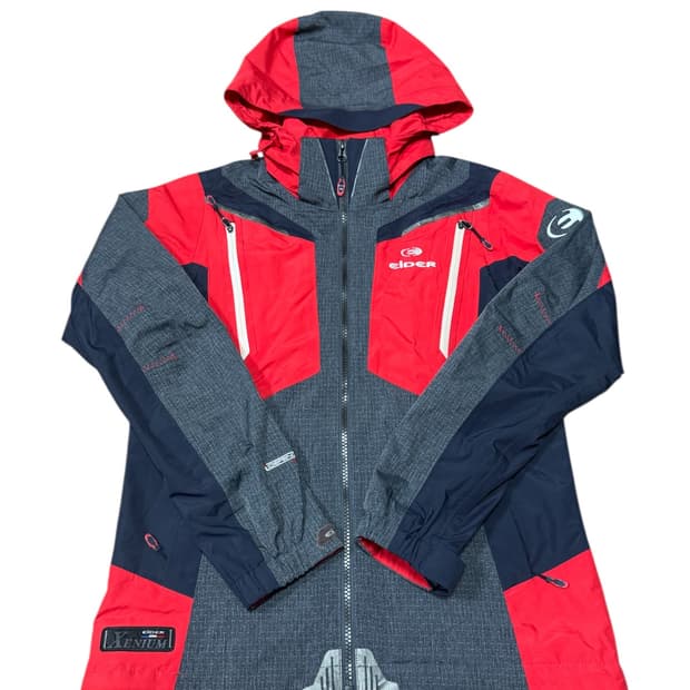 바배) 아이더 디펜더 레드 배색 바람막이