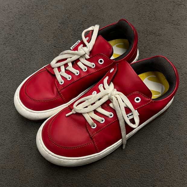 써네이 레더 스니커즈 처분 