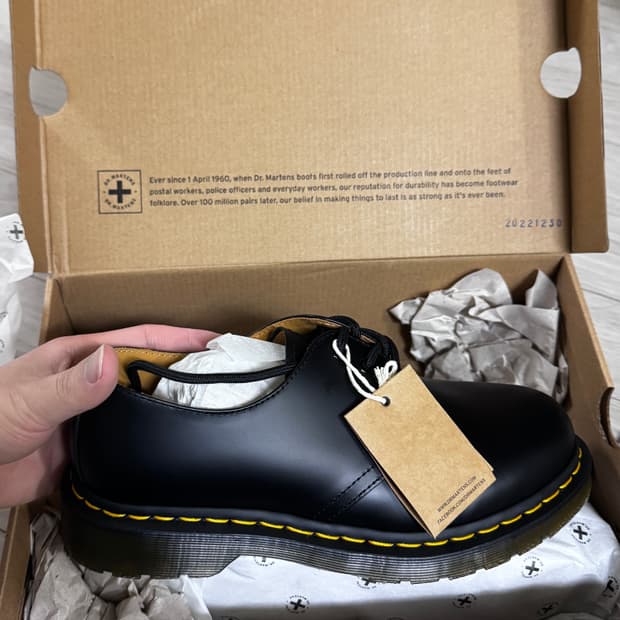 닥터마틴 1461 스무스 더비 블랙 260 UK 7