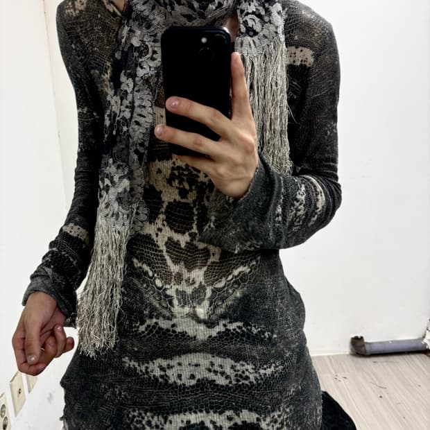 “Vintage” Grey Oriental Scarf
