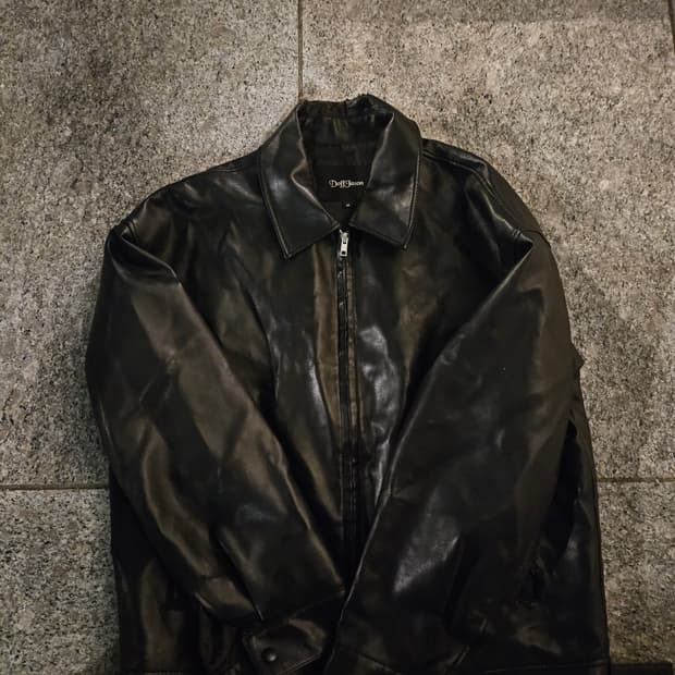도프제이슨 가죽자켓 M사이즈 싸게 팔아요
