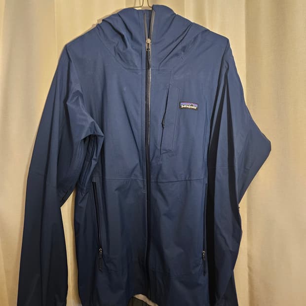 파타고니아 바람막이