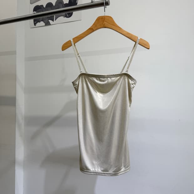 VIVIENNE TAM (Made in Japan) 나시