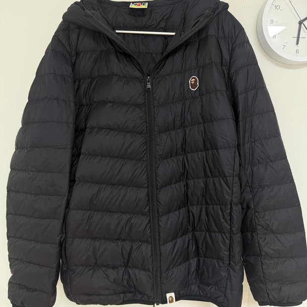 베이프 경량패딩