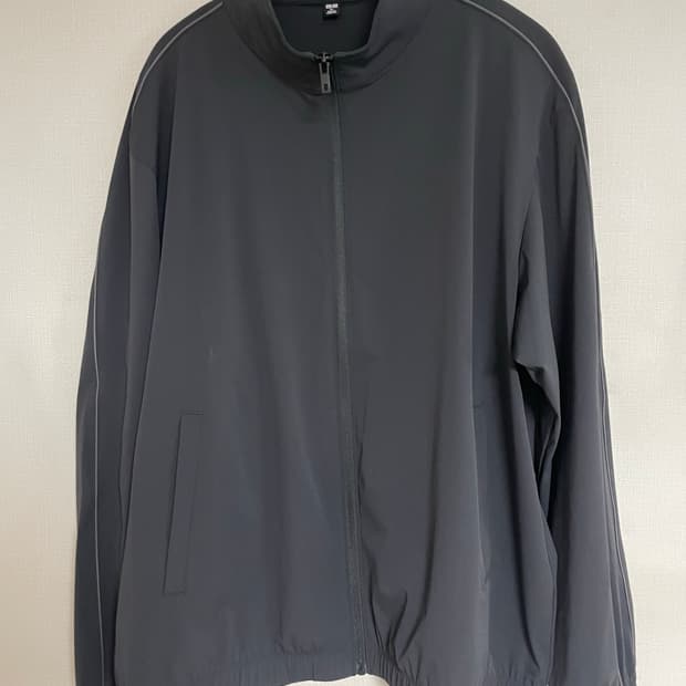 유니클로 바람막이 XL