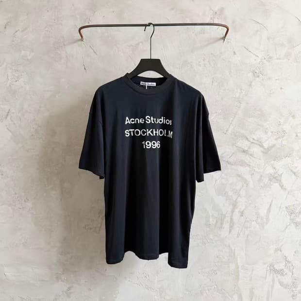 아크네 스튜디오 로고 티셔츠 페이드