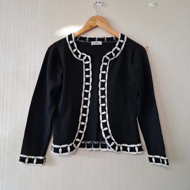 꾸레쥬 볼레로 가디건