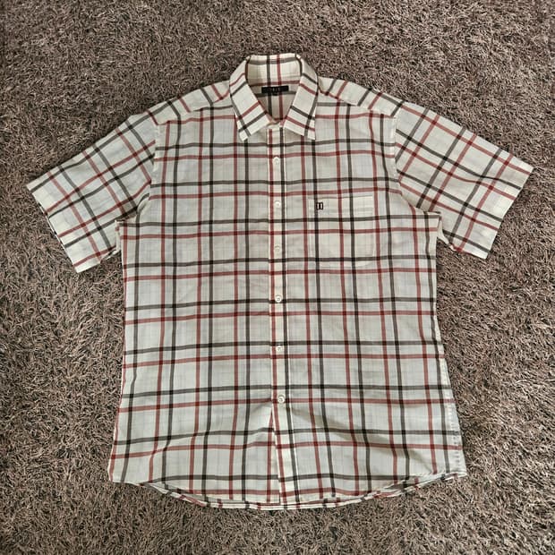 닥스(Daks) 시그니쳐 체크 레귤러핏 반팔셔츠 105size