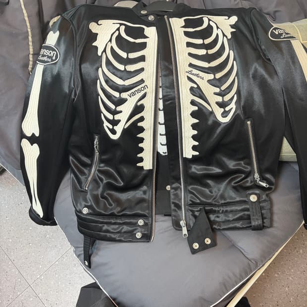밴슨 스켈레톤 자켓 