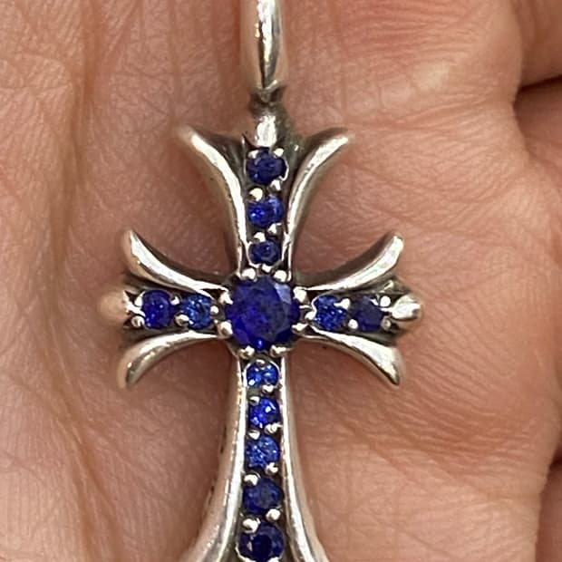 크롬하츠 사파이어 파베 타이니 펜던트