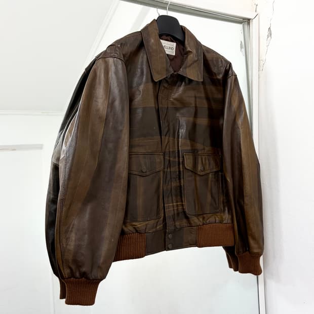 Avellino 양가죽 패턴 봄버 자켓