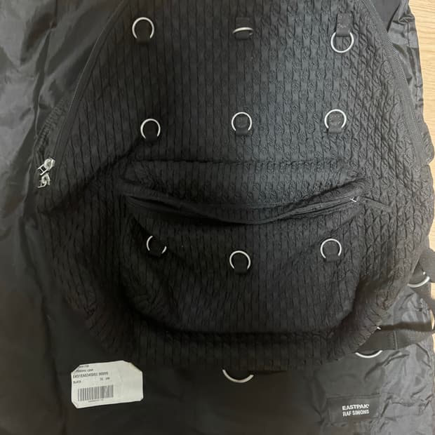 라프시몬스 이스트팩 패디드 루프링 백팩