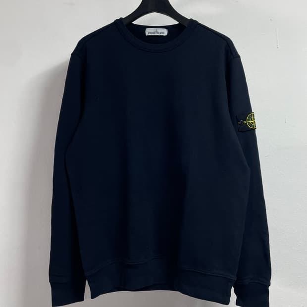 스톤아일랜드 와펜 맨투맨 (on.552)