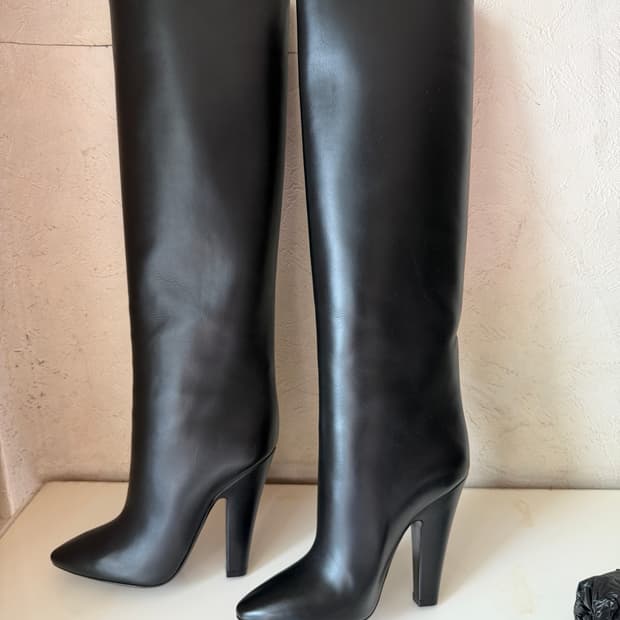 생로랑 부츠 36사이즈 새상품