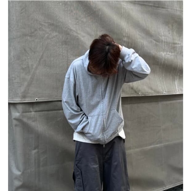 언타이틀드아이딜 선데이 후드집업(그레이) 팝니다