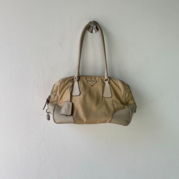 프라다 포코노 나일론 미니 보스턴 