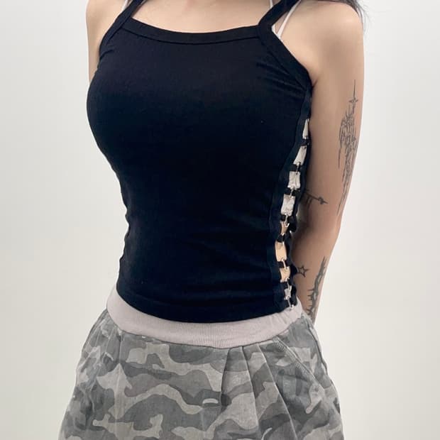 Black Buckle Point Sleeveless