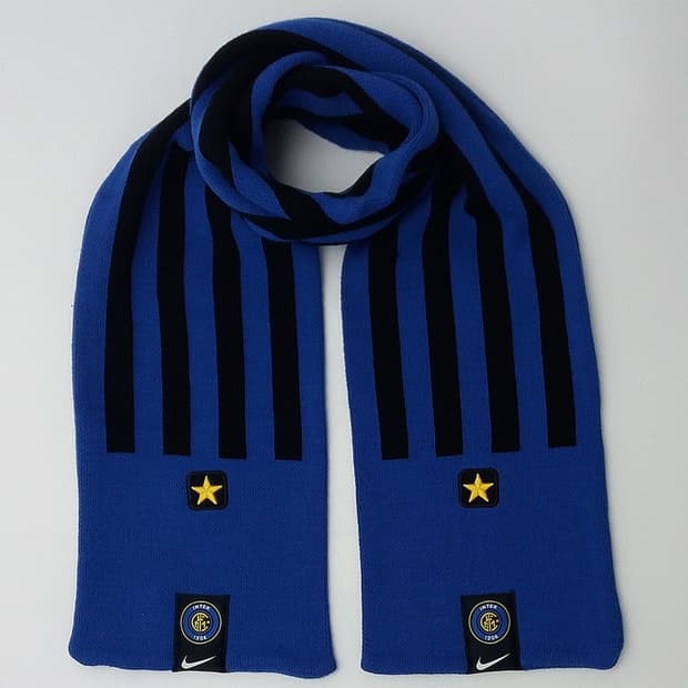 나이키 올드스쿨 인터밀란 목도리 새상품