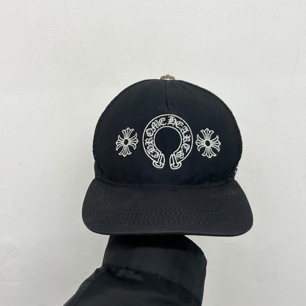 크롬하츠 홀스슈 메쉬캡 