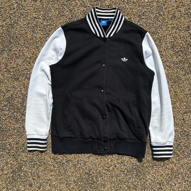 아디다스(ADIDAS)블랙 베이스볼 자켓