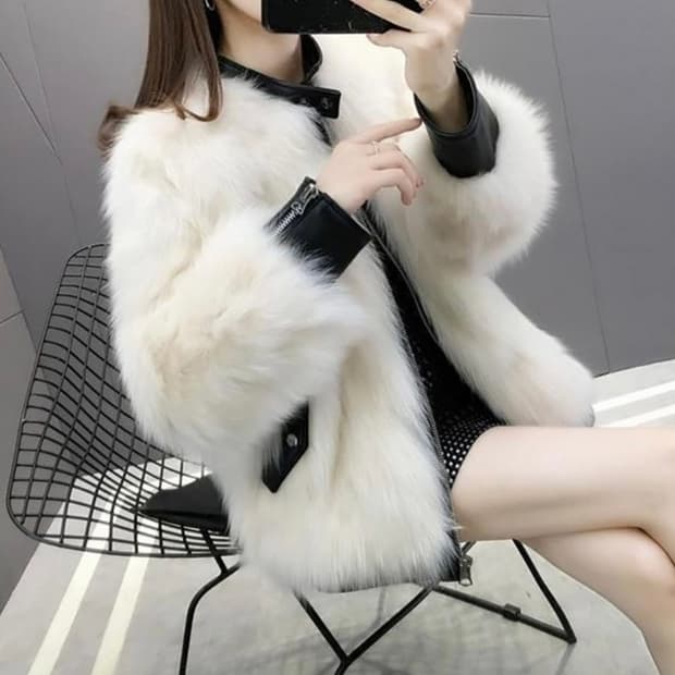 수입 레더배색 퍼자켓 인조모피코트 자켓 퍼코트퍼집업:) 하객룩데이트룩