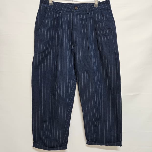 32 유니버셜웍스 스트라이프 팬츠