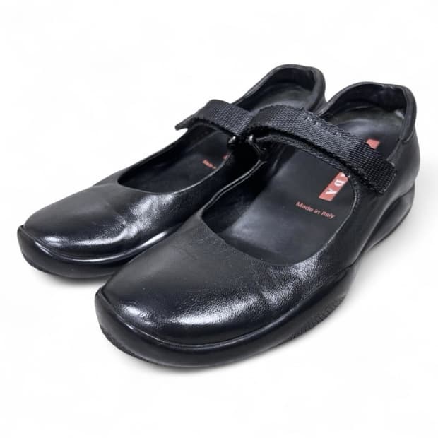 프라다 스포츠 카프스킨 메리제인 플랫슈즈 스니커즈